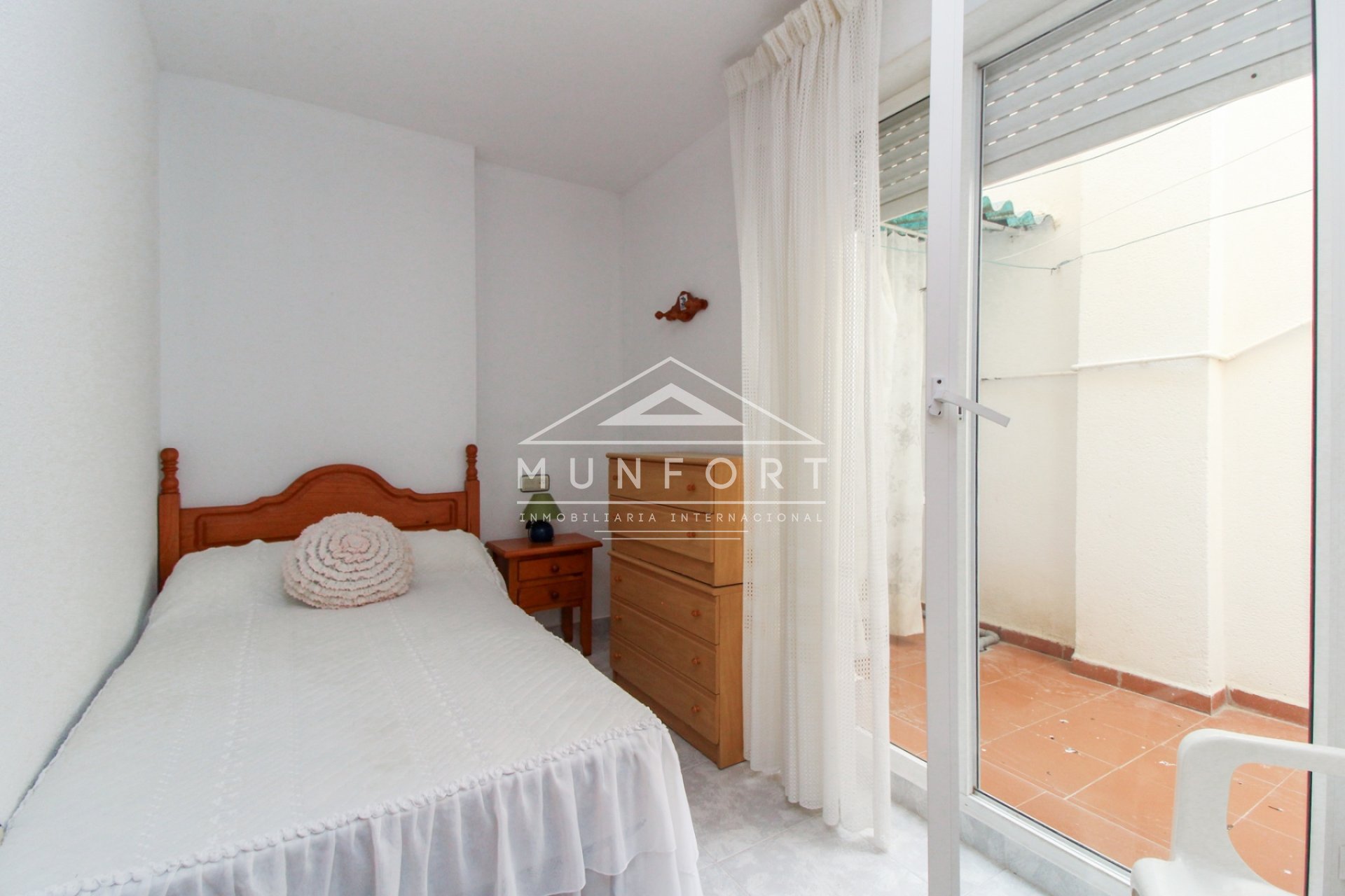 Segunda mano - Casas Adosadas -
Los Urrutias