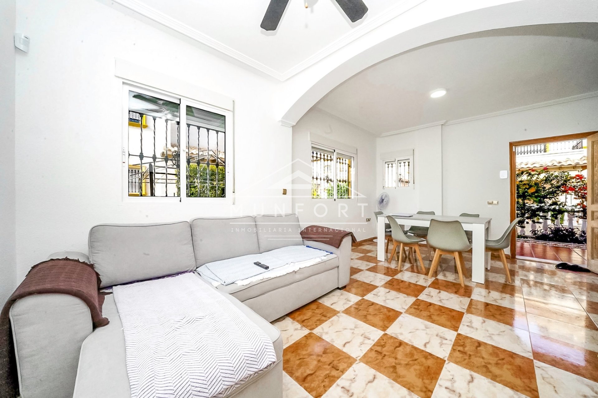 Segunda mano - Casas Adosadas -
Orihuela Costa - La Regia