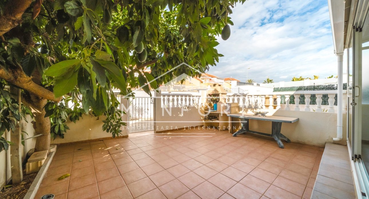 Segunda mano - Casas Adosadas -
Orihuela Costa - La Zenia