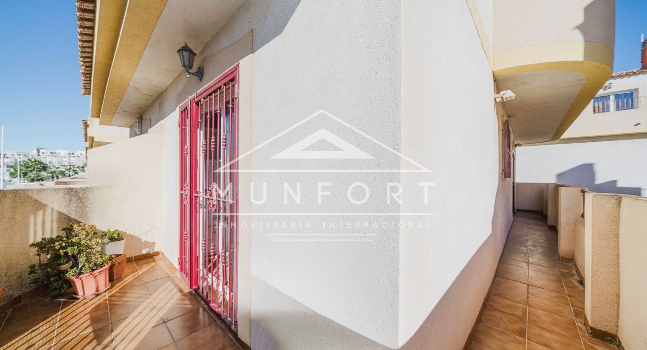 Segunda mano - Casas Adosadas -
Orihuela Costa - La Zenia