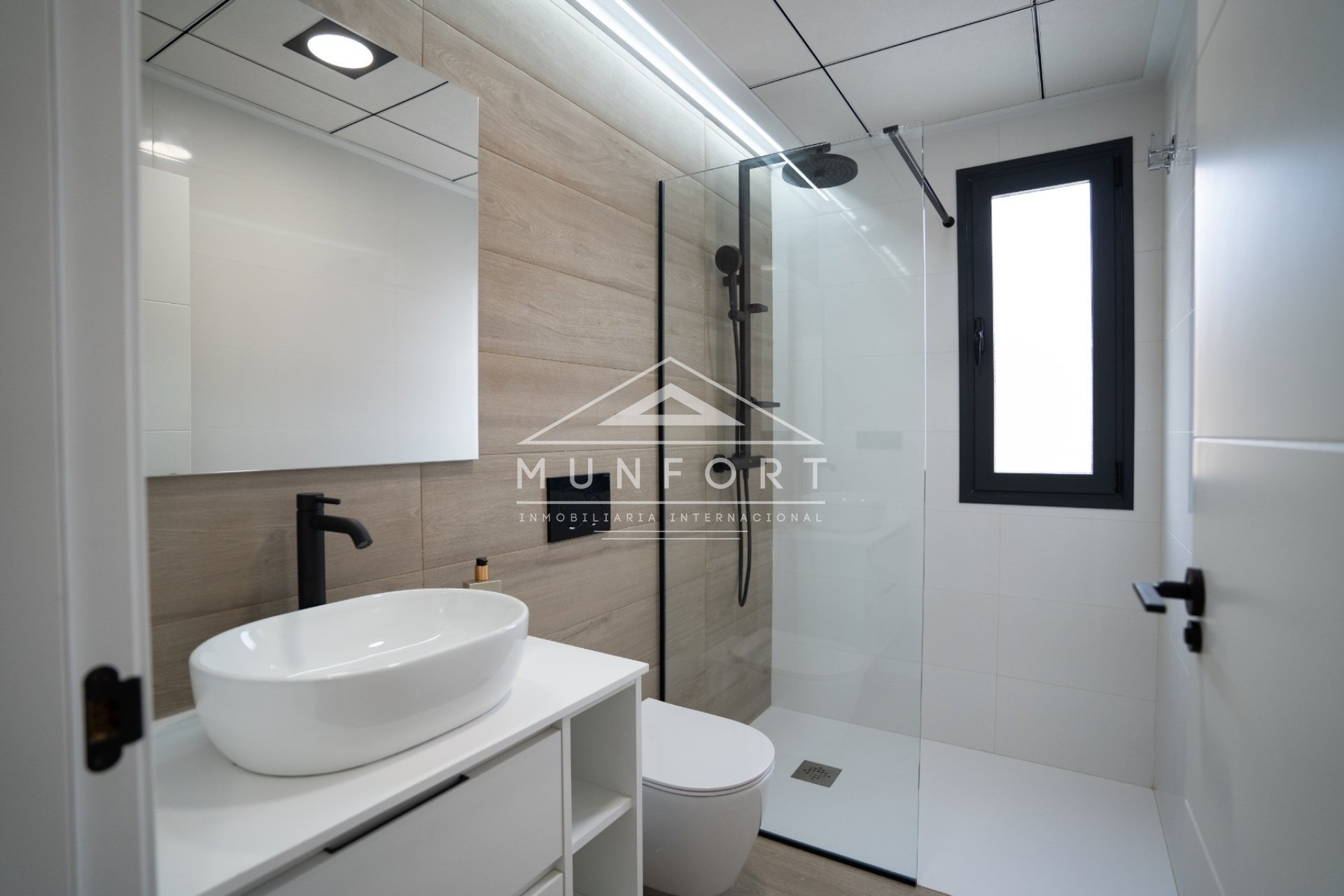 Segunda mano - Casas Adosadas -
Orihuela