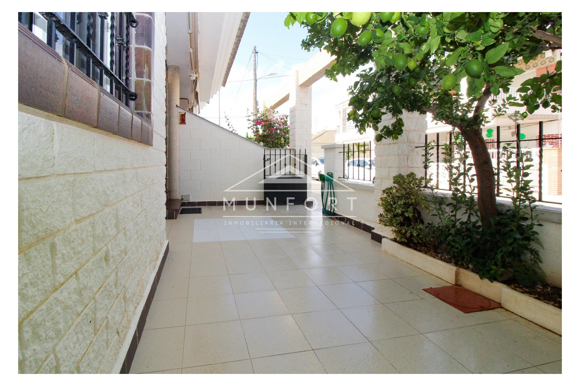 Segunda mano - Casas Adosadas -
Pilar de la Horadada - Torre de la Horadada