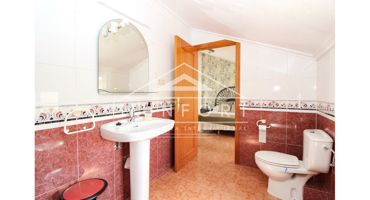 Segunda mano - Casas Adosadas -
Pilar de la Horadada - Torre de la Horadada