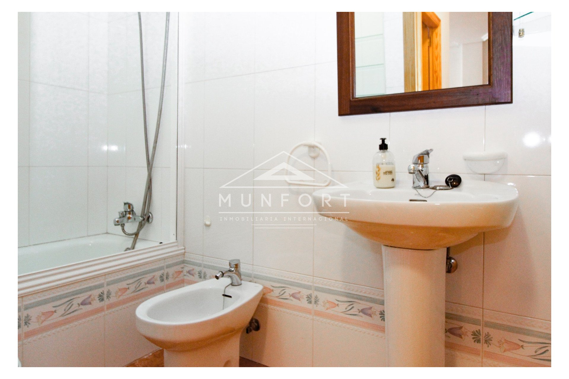 Segunda mano - Casas Adosadas -
Pilar de la Horadada - Torre de la Horadada