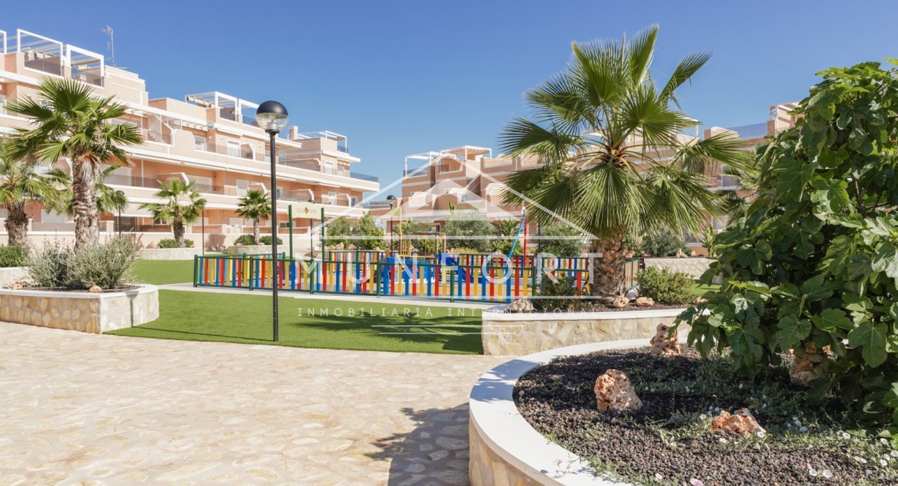 Segunda mano - Casas Adosadas -
Pilar de la Horadada - Torre de la Horadada