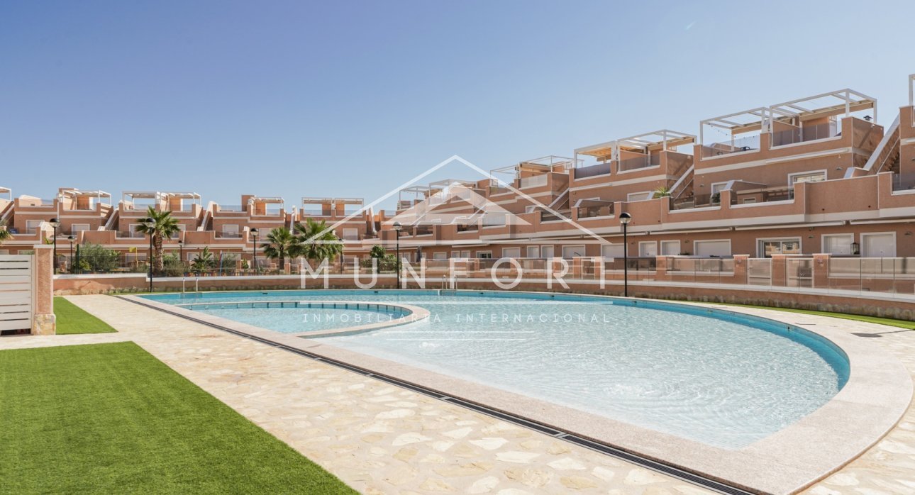 Segunda mano - Casas Adosadas -
Pilar de la Horadada - Torre de la Horadada