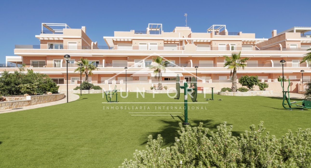 Segunda mano - Casas Adosadas -
Pilar de la Horadada - Torre de la Horadada