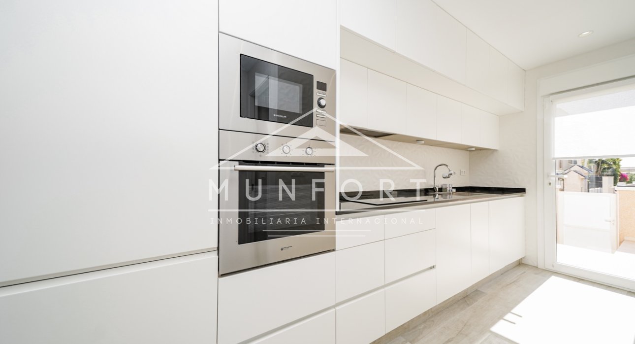 Segunda mano - Casas Adosadas -
Pilar de la Horadada - Torre de la Horadada