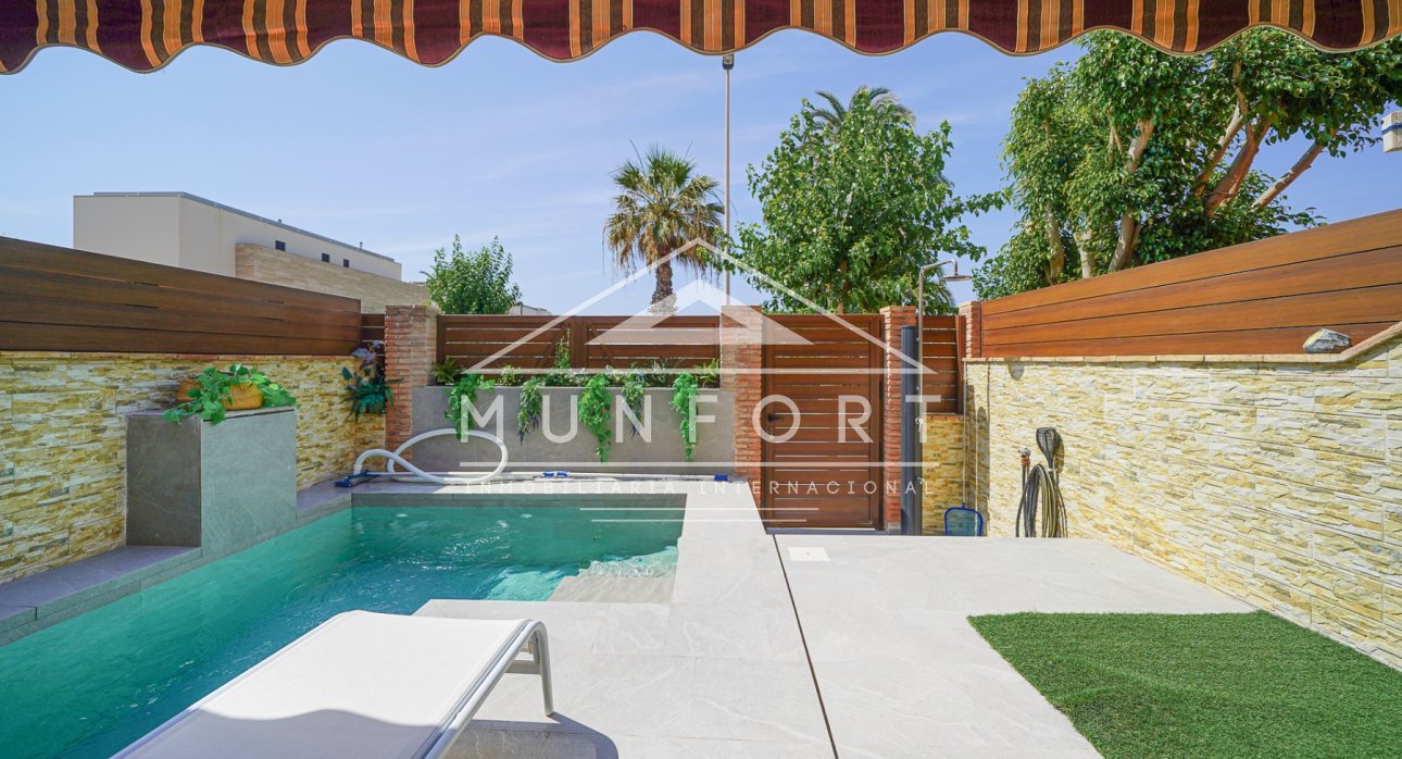 Segunda mano - Casas Adosadas -
Pilar de la Horadada - Torre de la Horadada