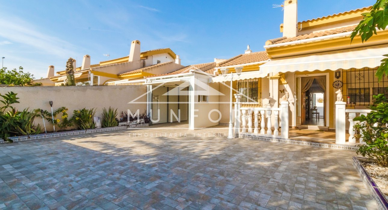 Segunda mano - Casas Adosadas -
Pilar de la Horadada - Torre de la Horadada