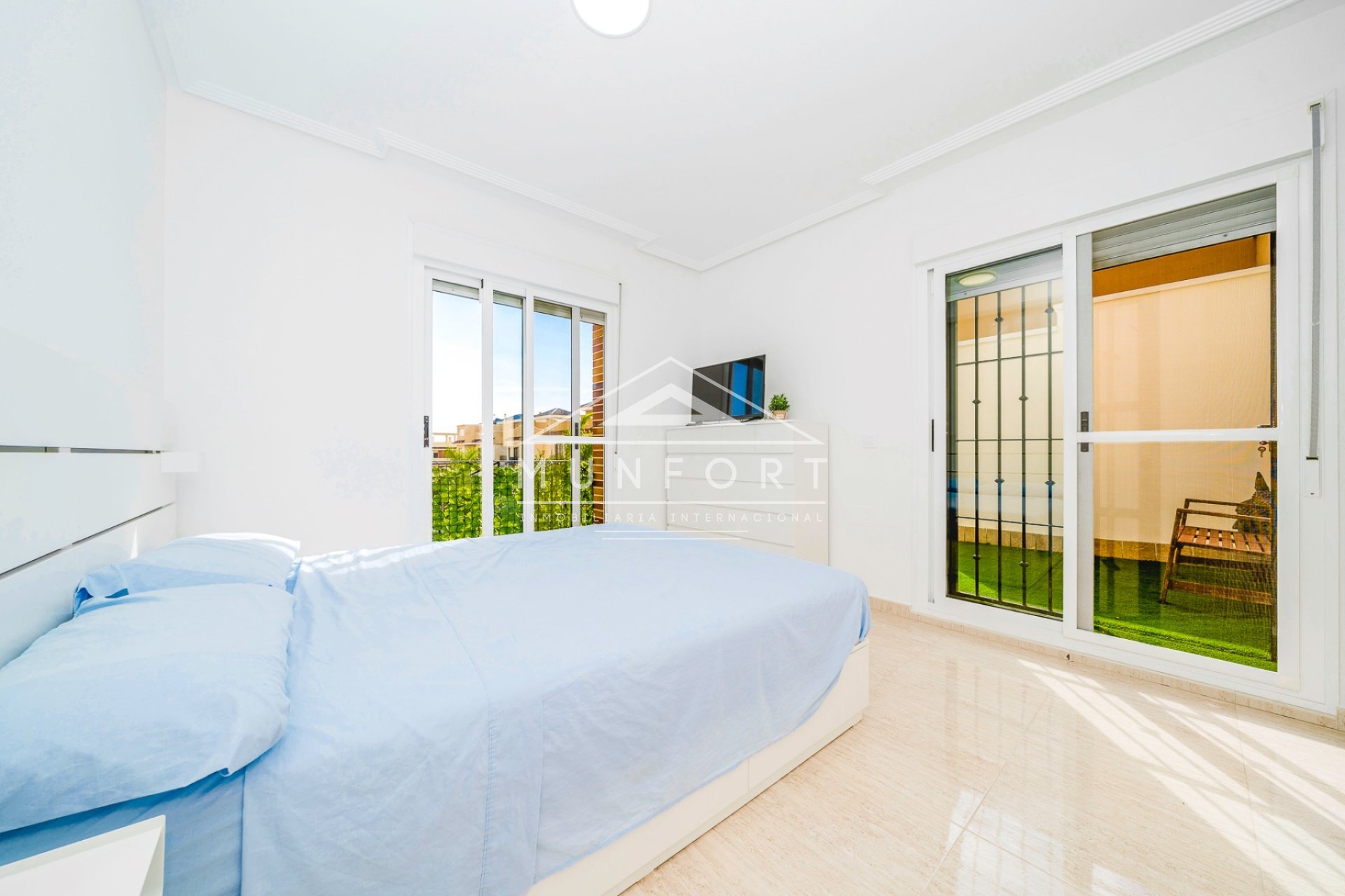 Segunda mano - Casas Adosadas -
Pilar de la Horadada - Torre de la Horadada