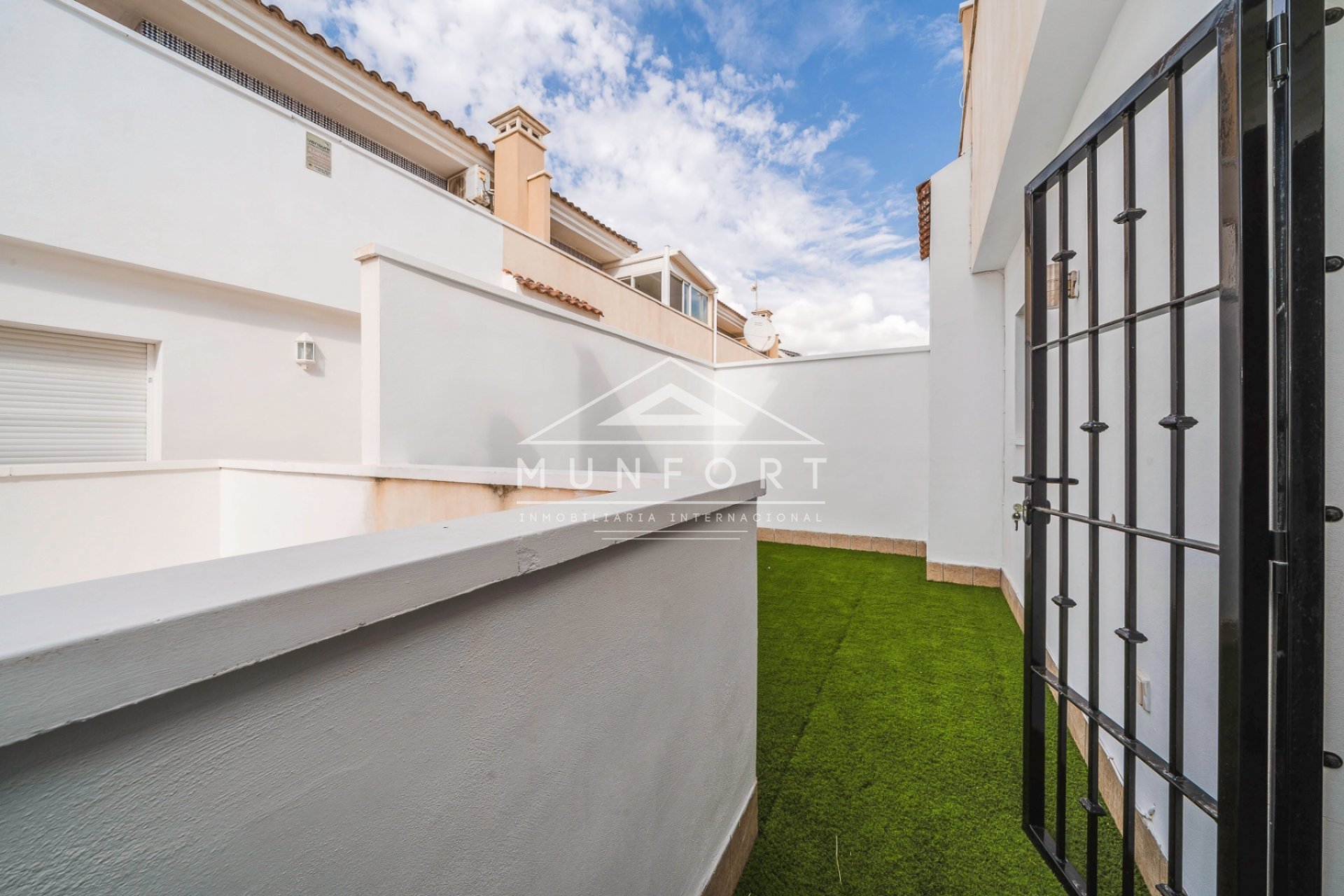 Segunda mano - Casas Adosadas -
Pilar de la Horadada - Torre de la Horadada