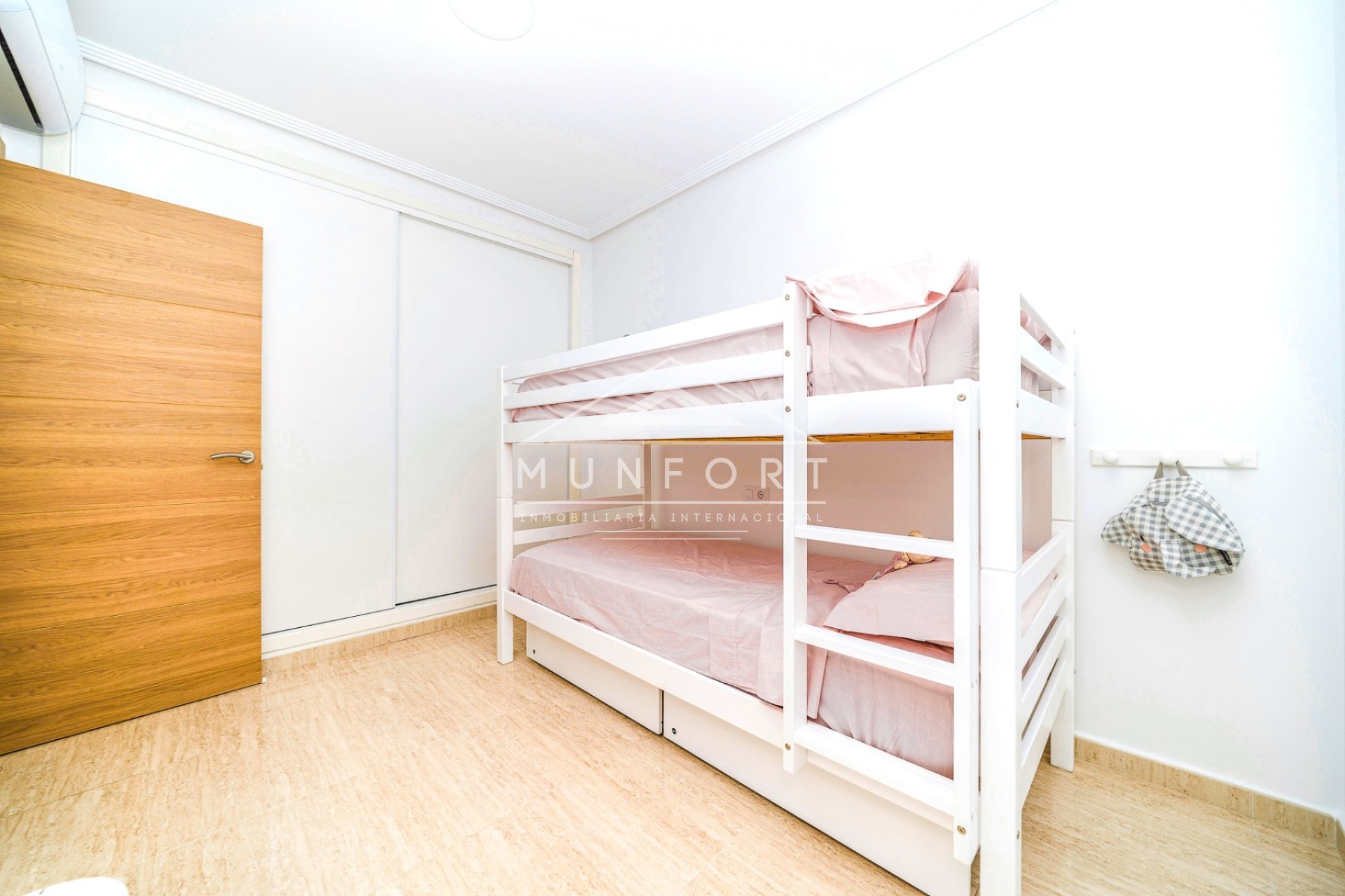 Segunda mano - Casas Adosadas -
Pilar de la Horadada - Torre de la Horadada