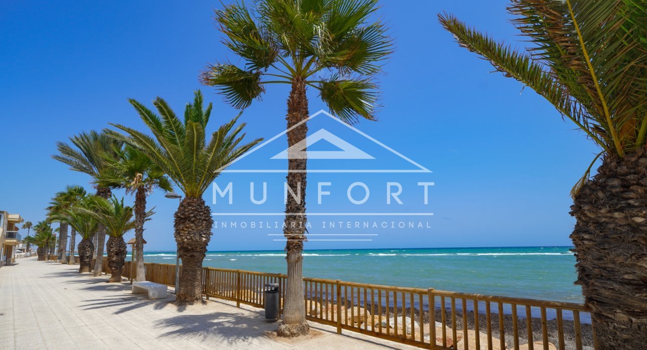 Segunda mano - Casas Adosadas -
Pilar de la Horadada - Torre de la Horadada