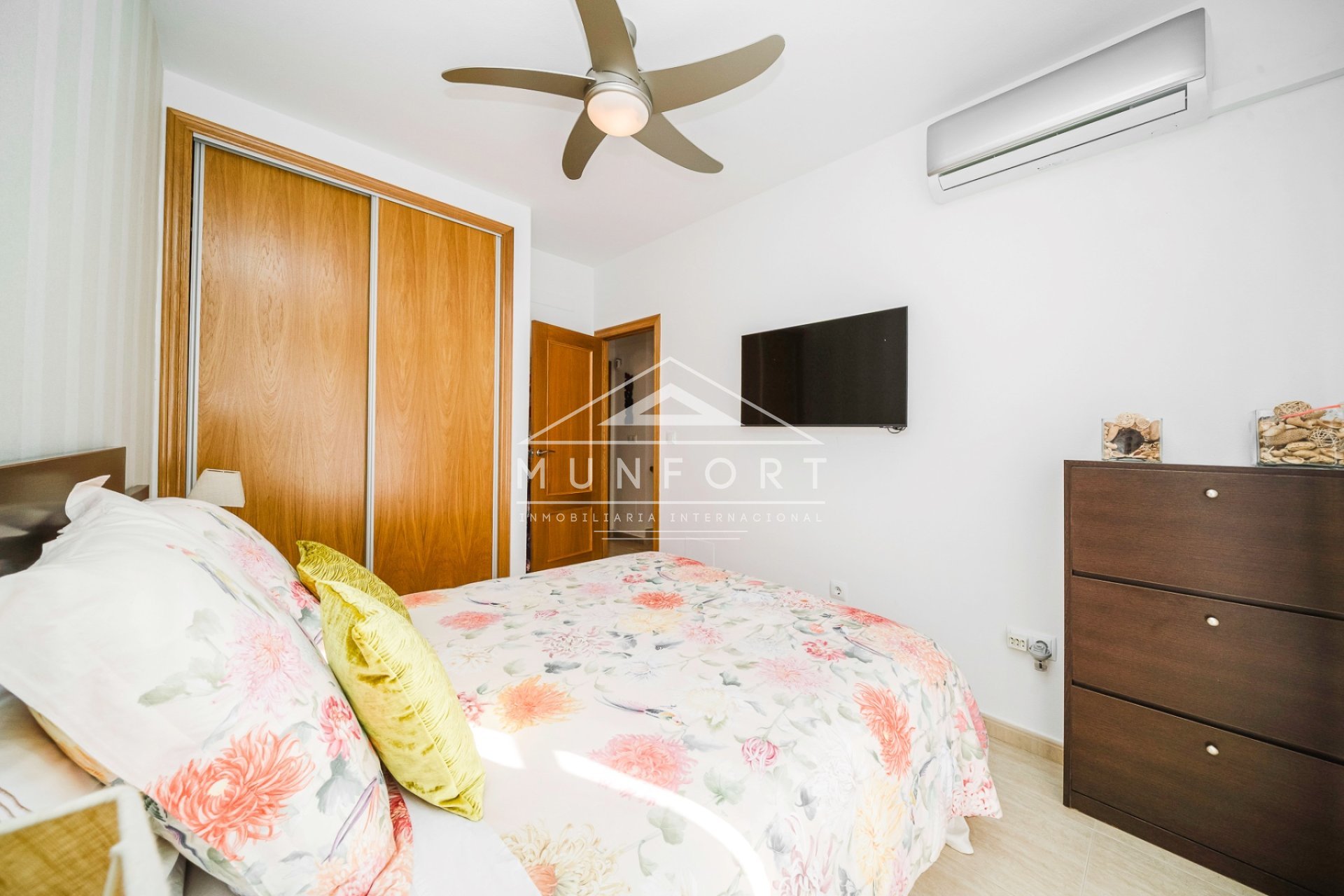 Segunda mano - Casas Adosadas -
Pilar de la Horadada - Torre de la Horadada