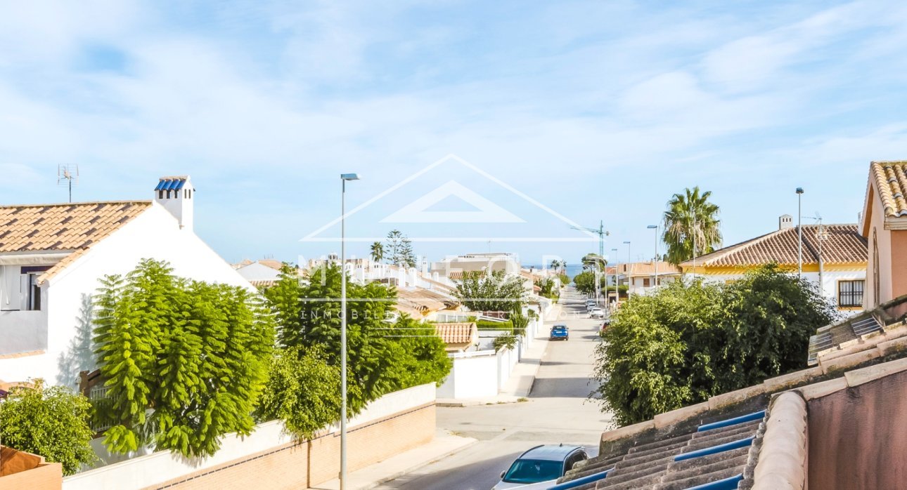 Segunda mano - Casas Adosadas -
Pilar de la Horadada - Torre de la Horadada