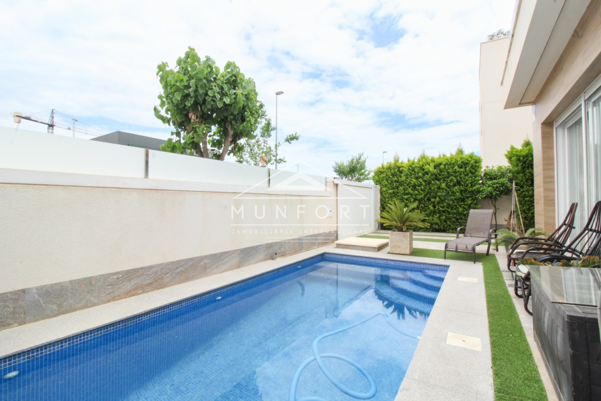 Segunda mano - Casas Adosadas -
Pilar de la Horadada