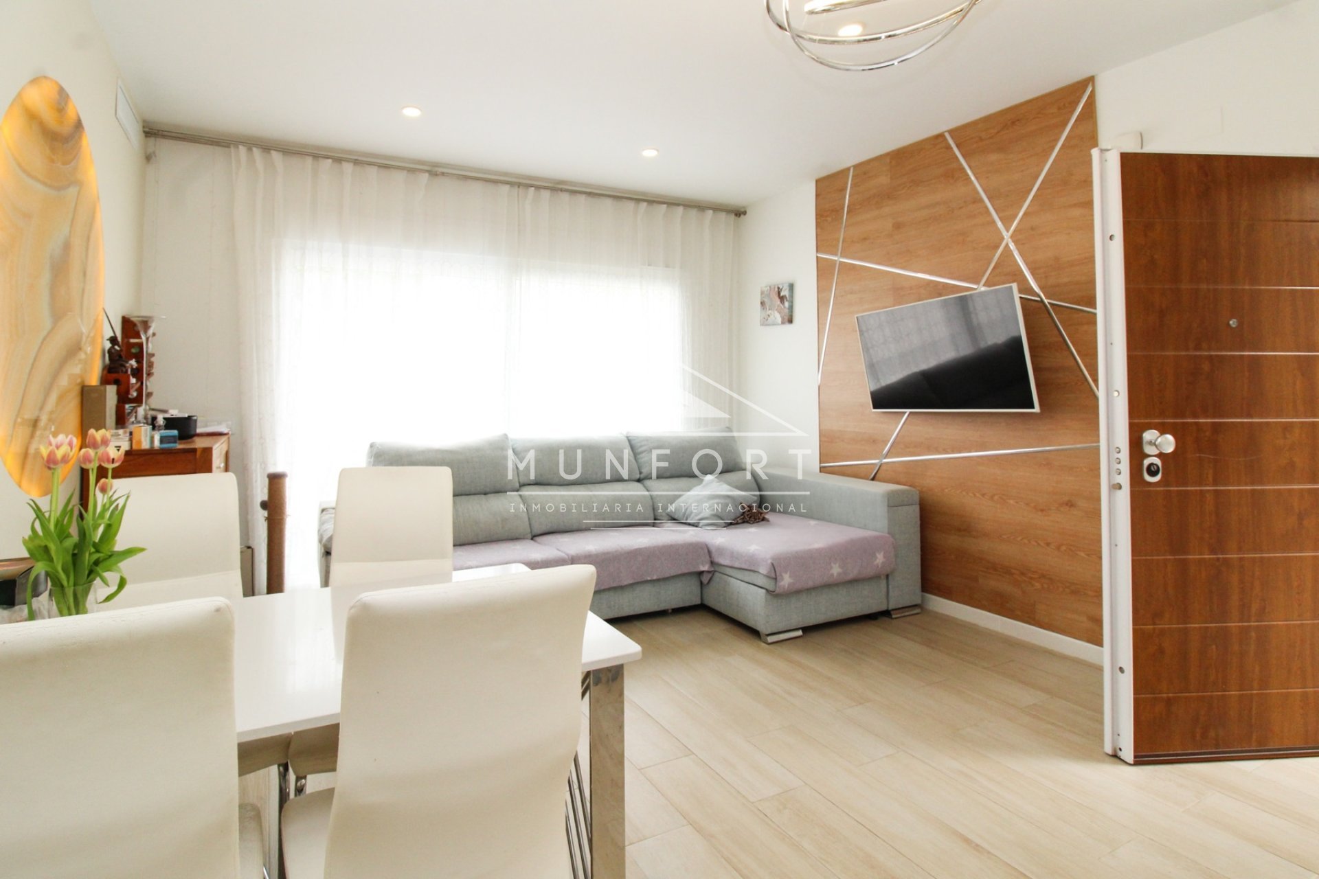 Segunda mano - Casas Adosadas -
Pilar de la Horadada