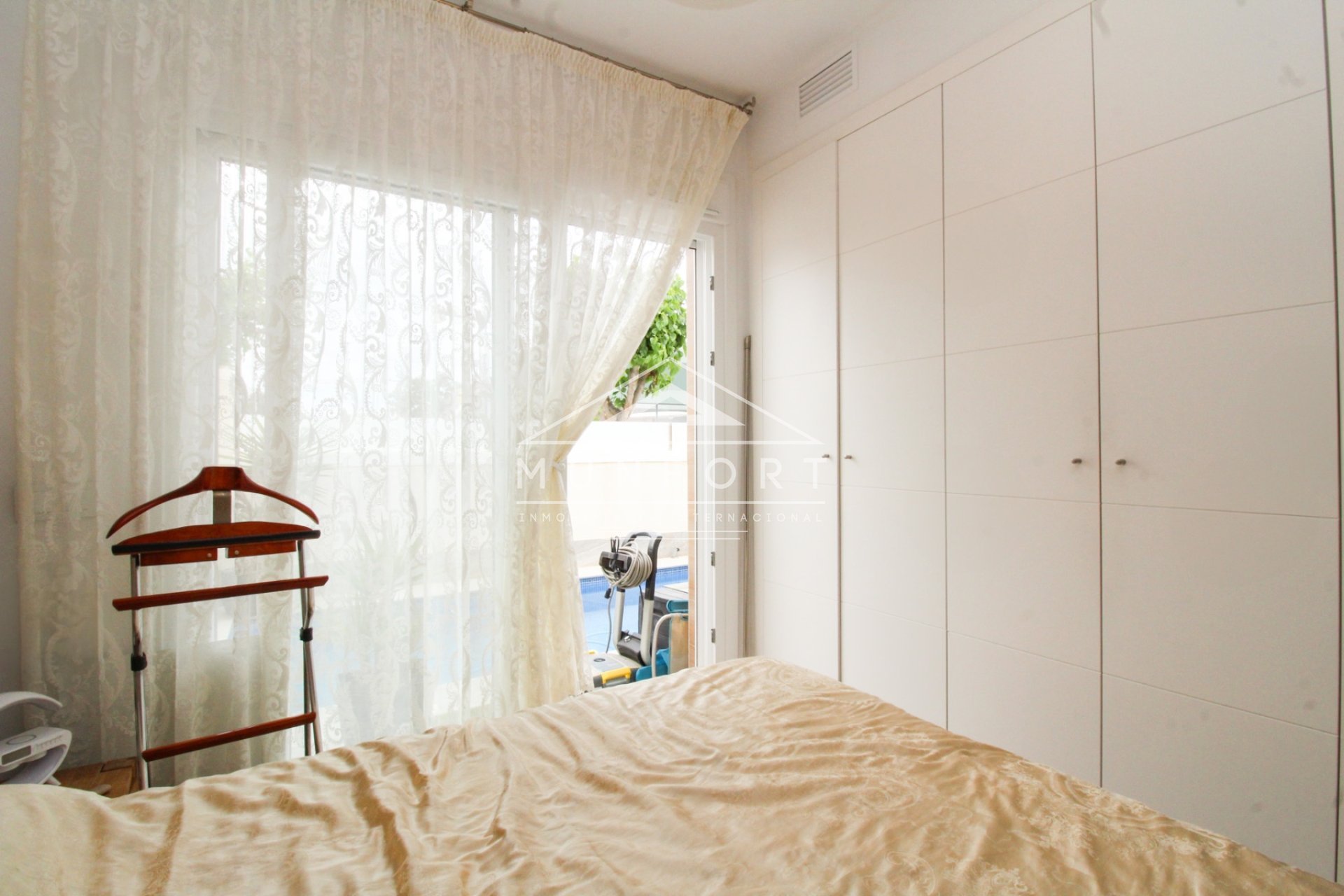 Segunda mano - Casas Adosadas -
Pilar de la Horadada