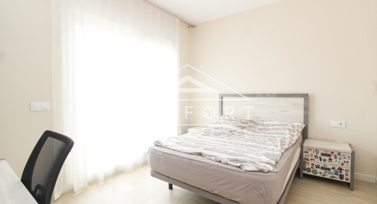 Segunda mano - Casas Adosadas -
Pilar de la Horadada