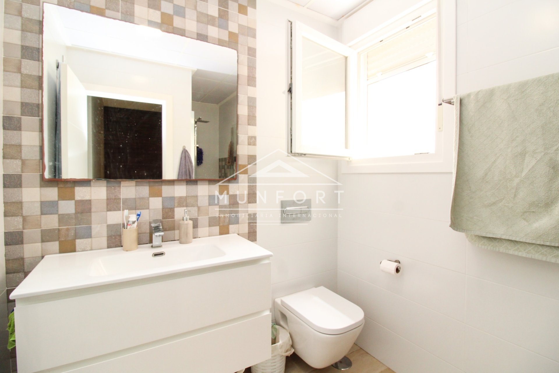 Segunda mano - Casas Adosadas -
Pilar de la Horadada