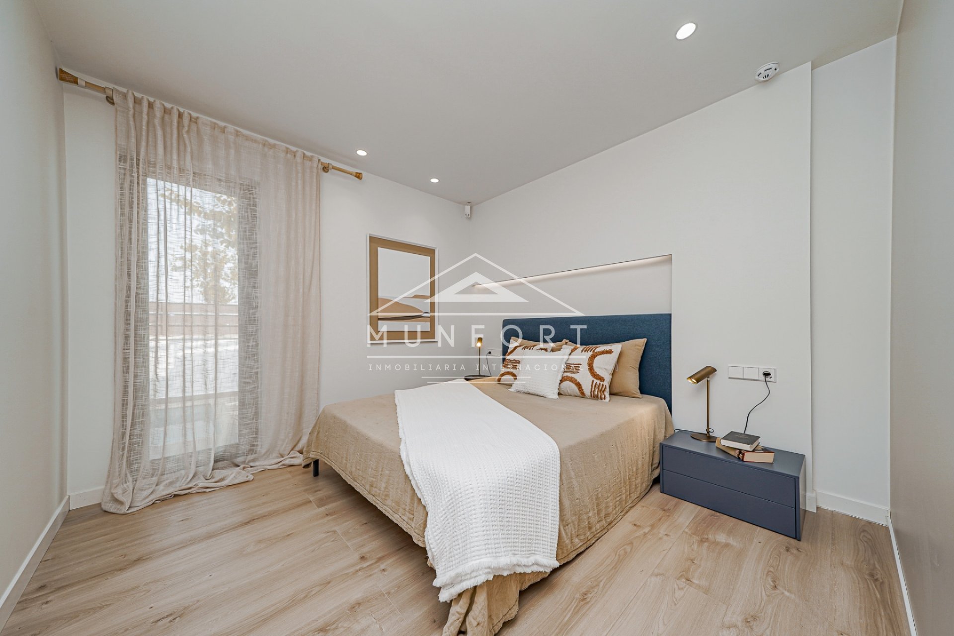 Segunda mano - Casas Adosadas -
Pilar de la Horadada