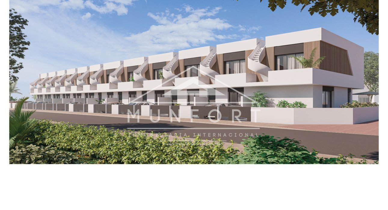 Segunda mano - Casas Adosadas -
Pilar de la Horadada