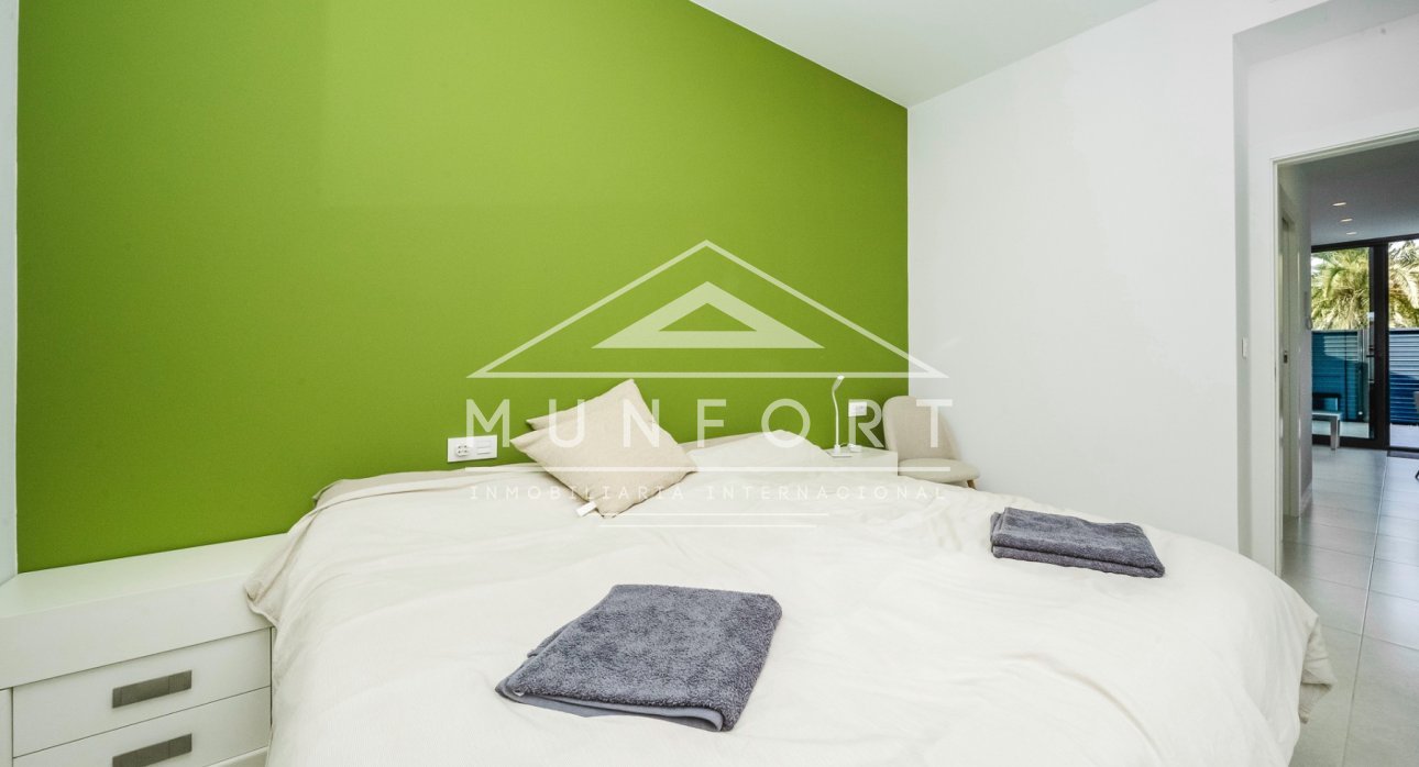 Segunda mano - Casas Adosadas -
Pilar de la Horadada