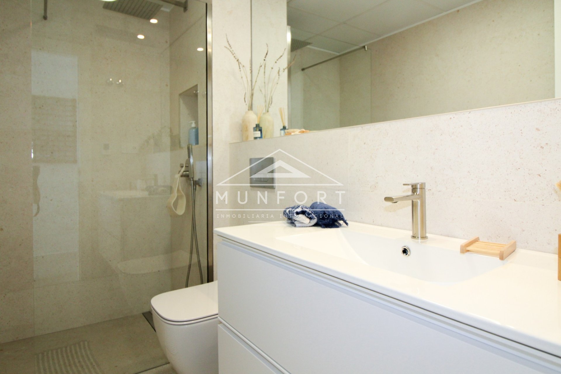 Segunda mano - Casas Adosadas -
Pilar de la Horadada