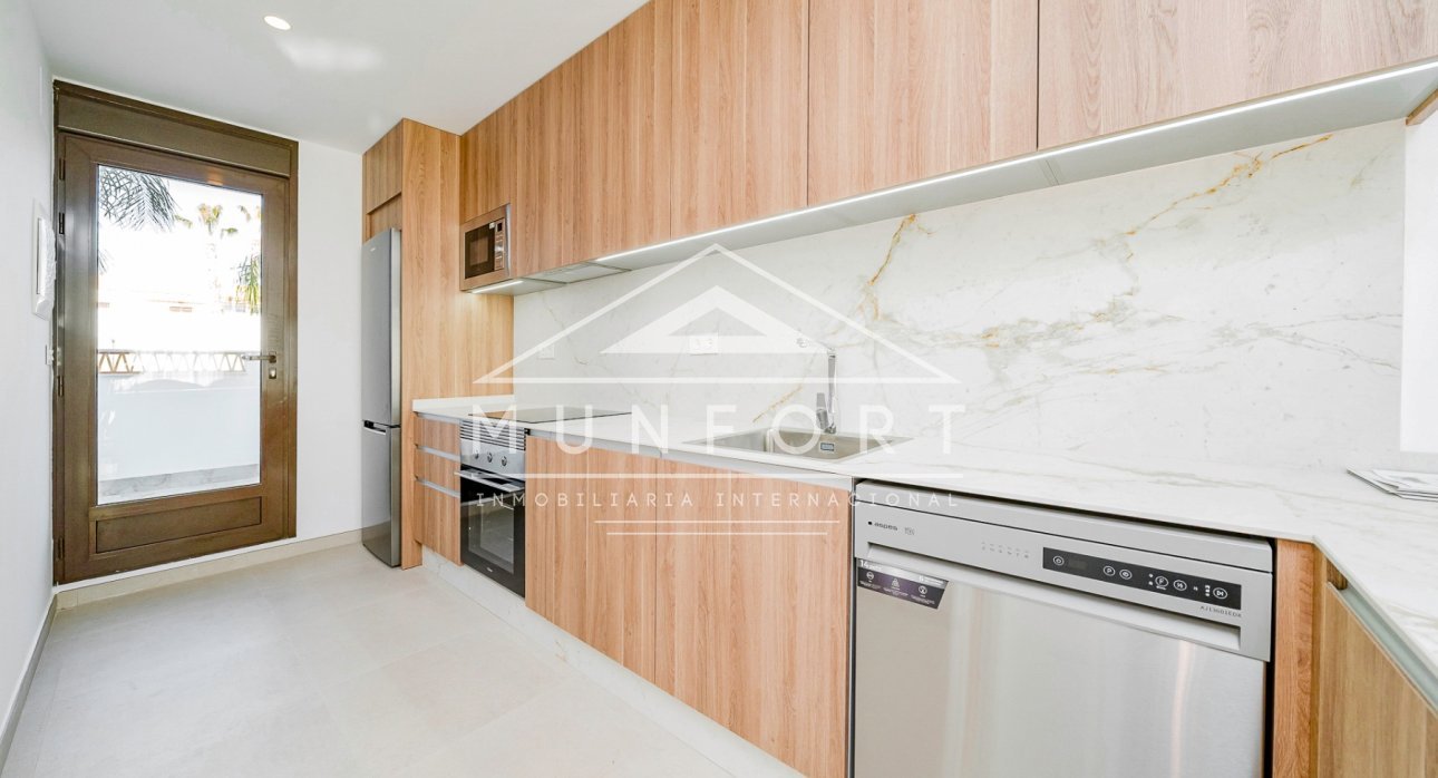 Segunda mano - Casas Adosadas -
Pilar de la Horadada