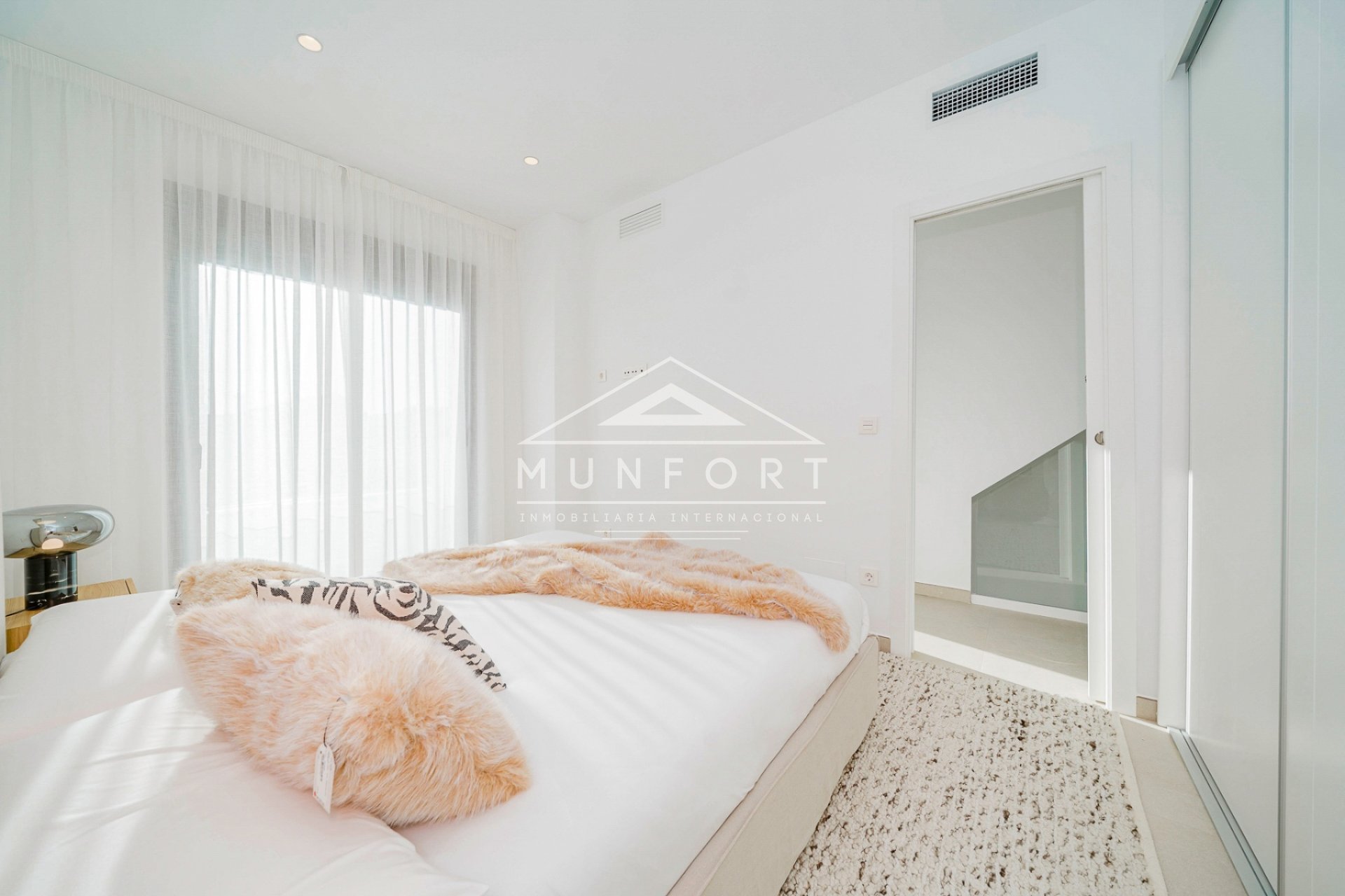 Segunda mano - Casas Adosadas -
Pilar de la Horadada