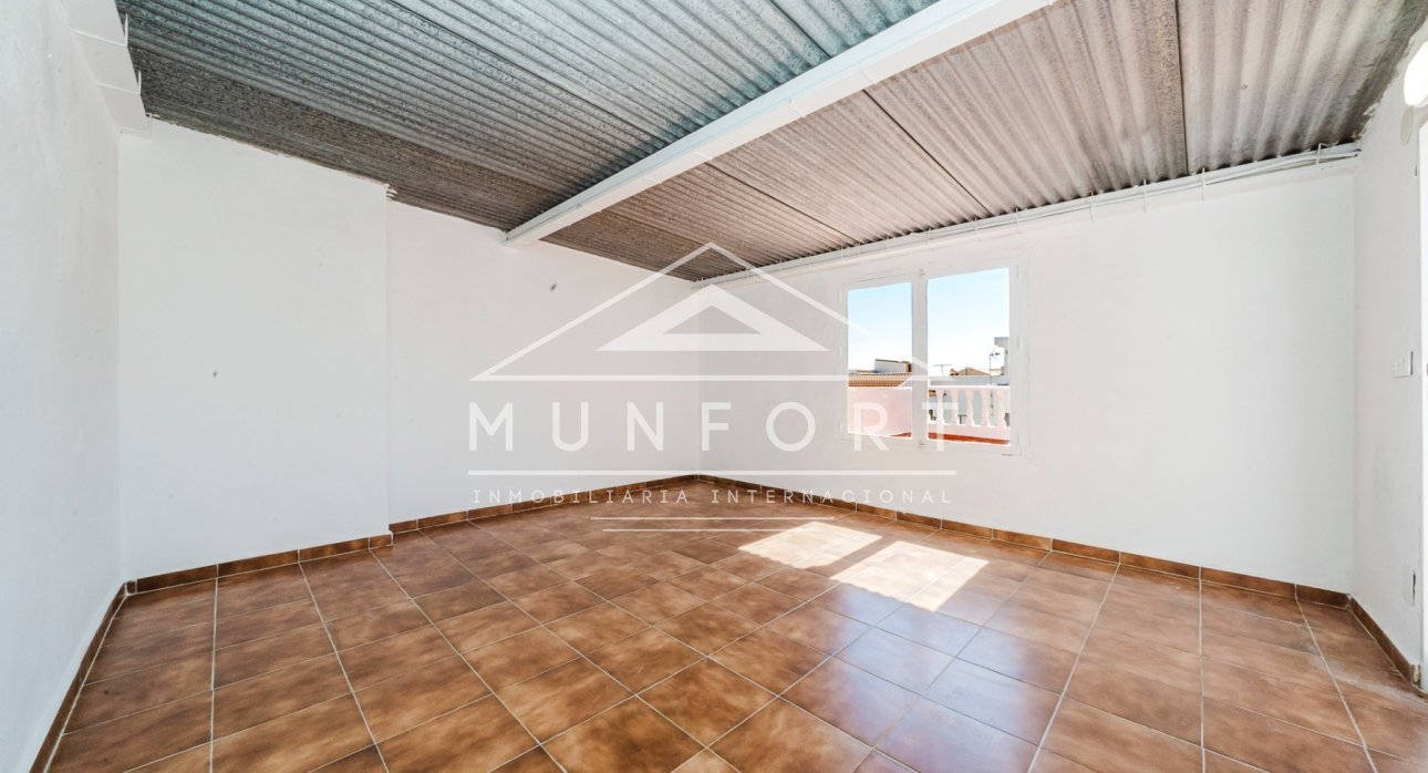 Segunda mano - Casas Adosadas -
Pilar de la Horadada