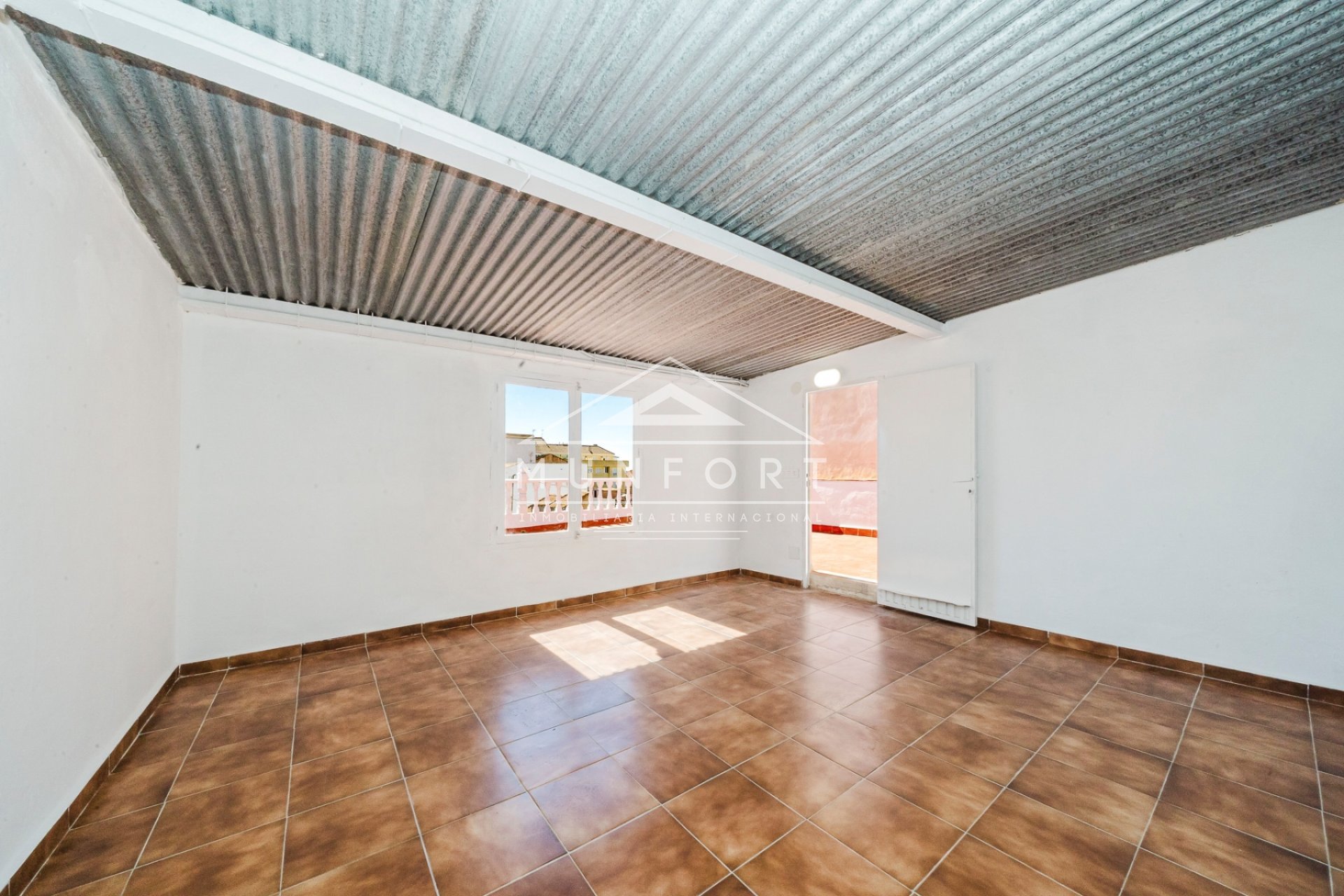 Segunda mano - Casas Adosadas -
Pilar de la Horadada