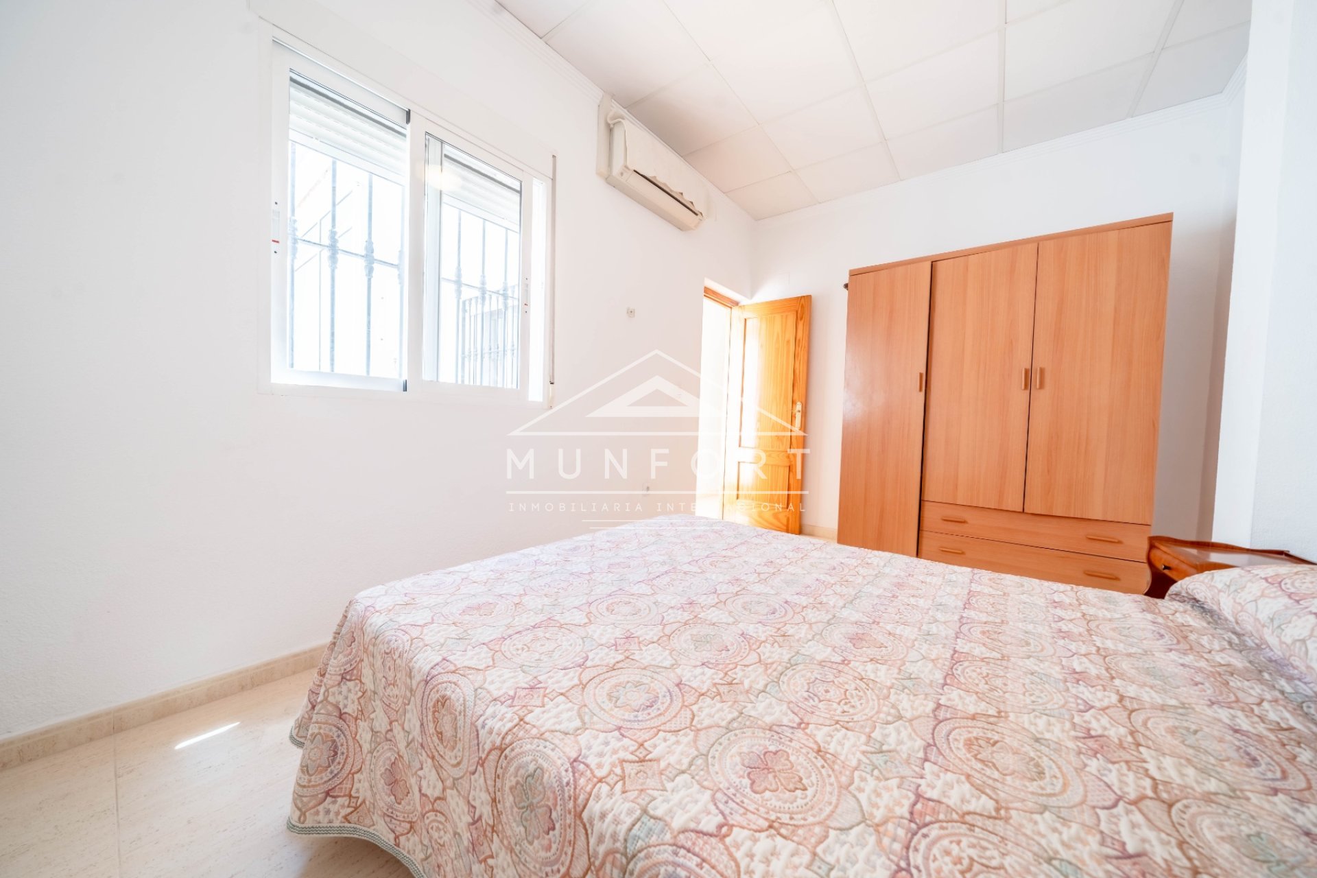 Segunda mano - Casas Adosadas -
Pilar de la Horadada
