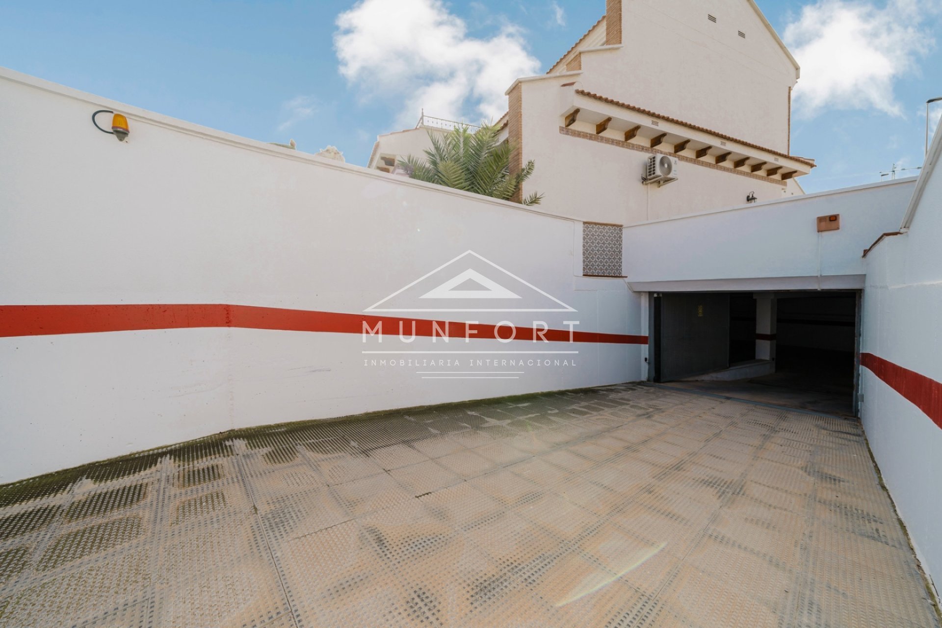 Segunda mano - Casas Adosadas -
San Miguel de Salinas