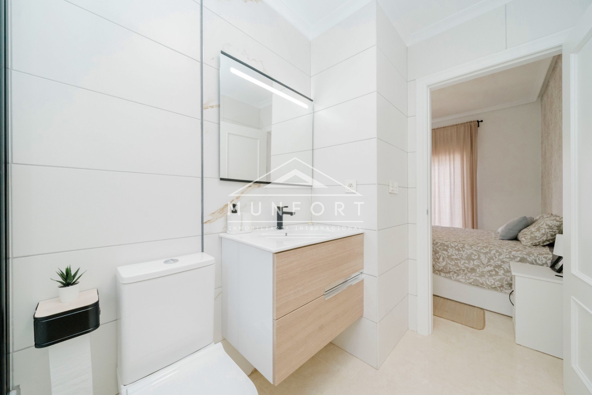 Segunda mano - Casas Adosadas -
San Miguel de Salinas