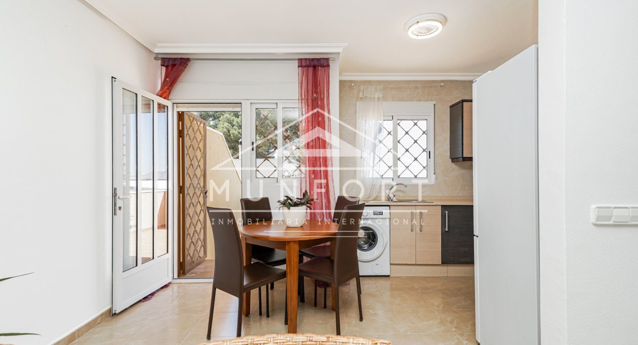 Segunda mano - Casas Adosadas -
Sucina