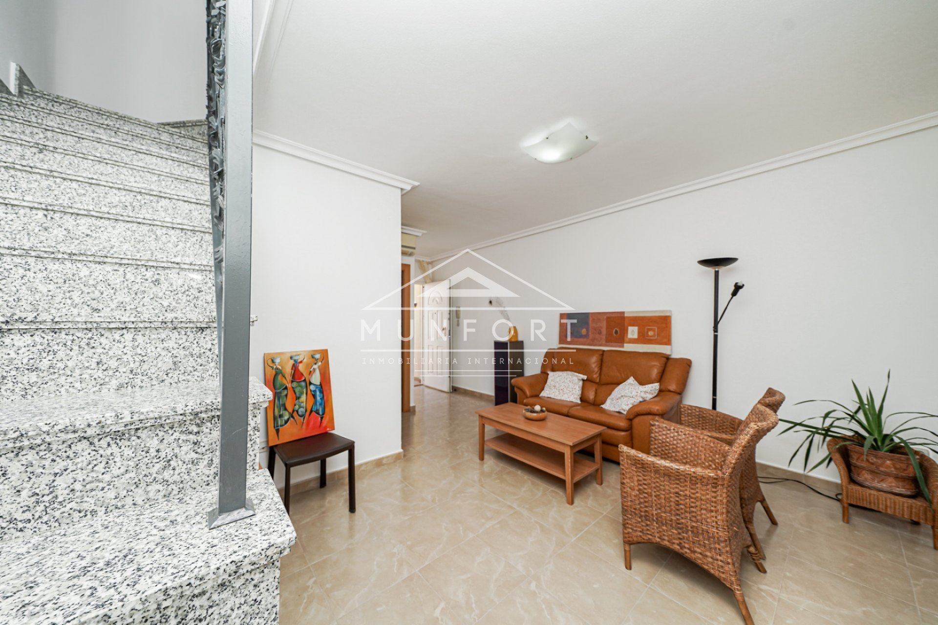 Segunda mano - Casas Adosadas -
Sucina