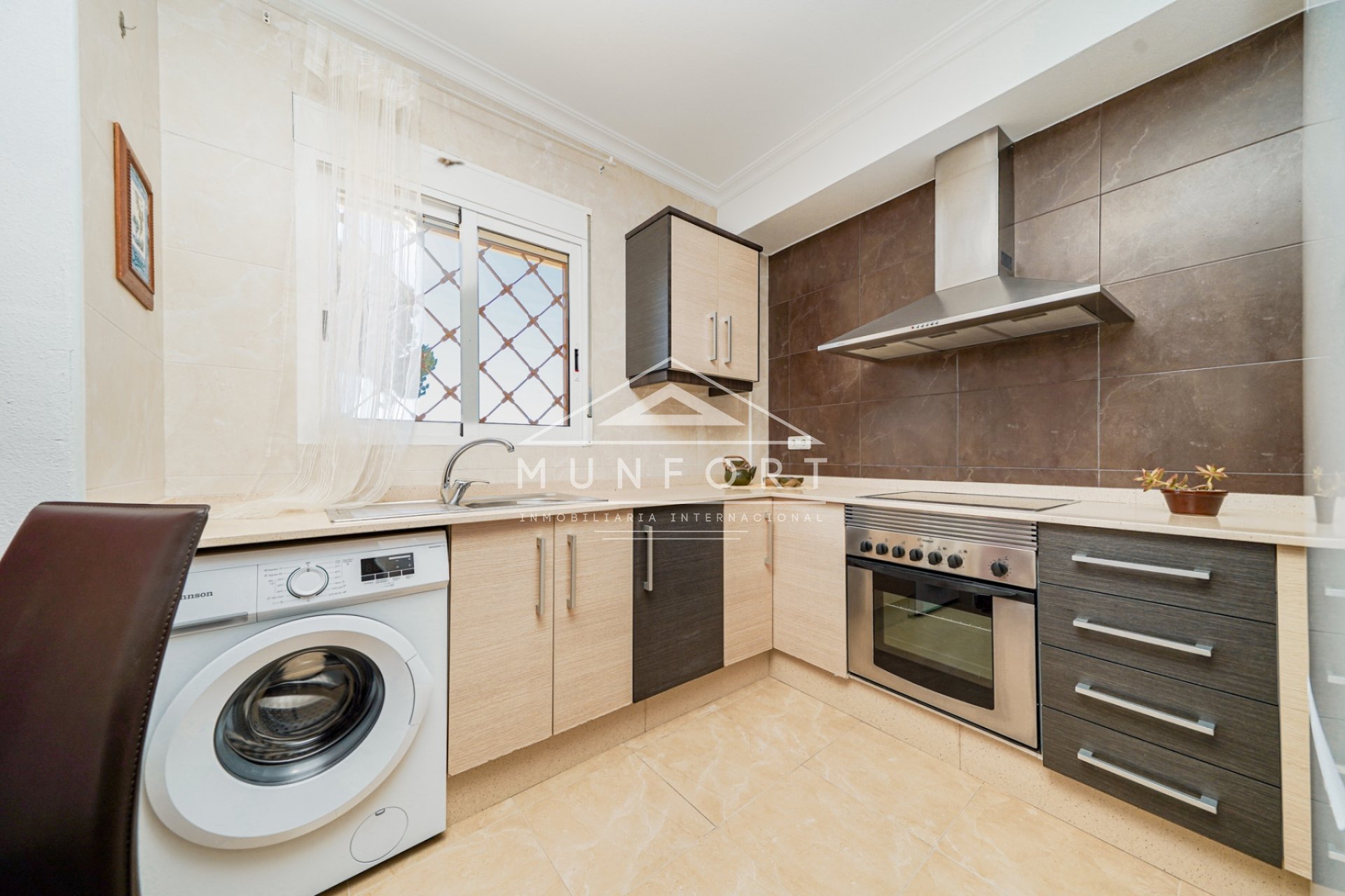 Segunda mano - Casas Adosadas -
Sucina