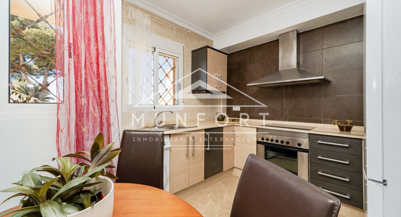 Segunda mano - Casas Adosadas -
Sucina