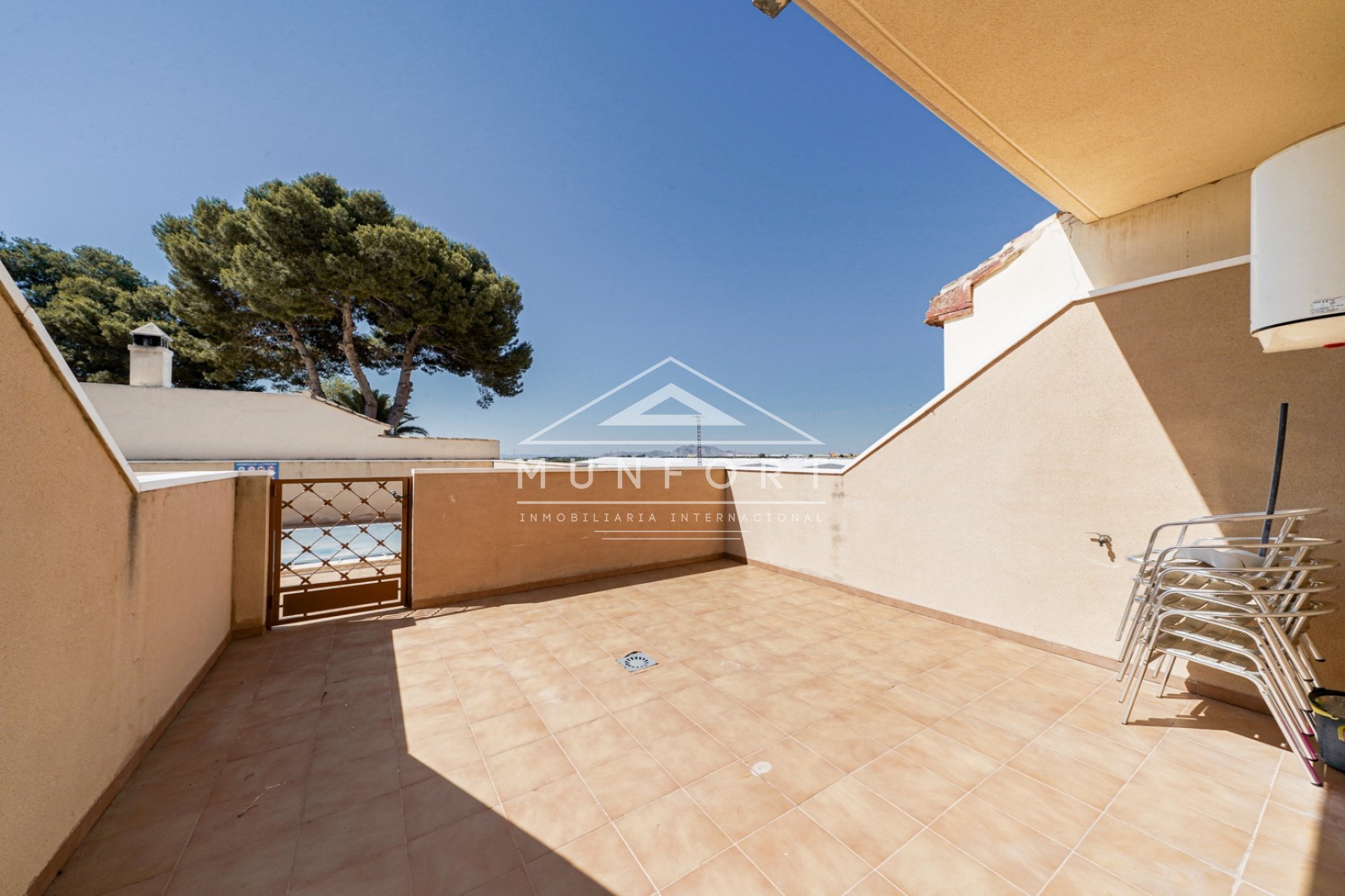 Segunda mano - Casas Adosadas -
Sucina