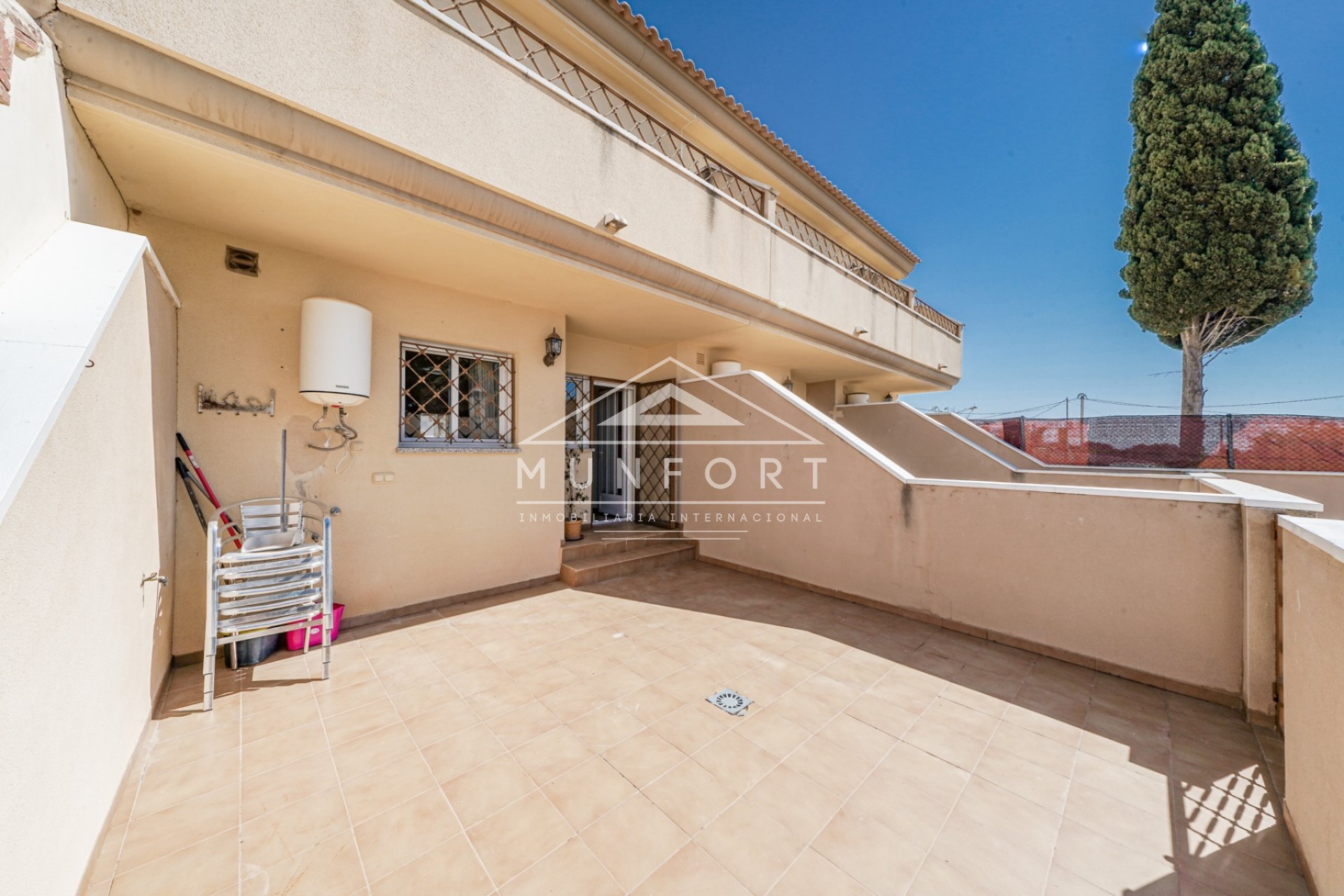 Segunda mano - Casas Adosadas -
Sucina