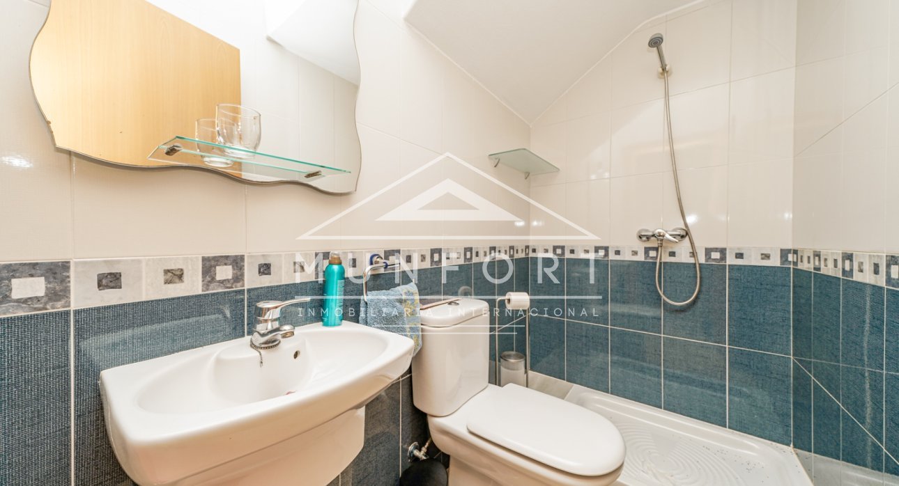 Segunda mano - Casas Adosadas -
Sucina