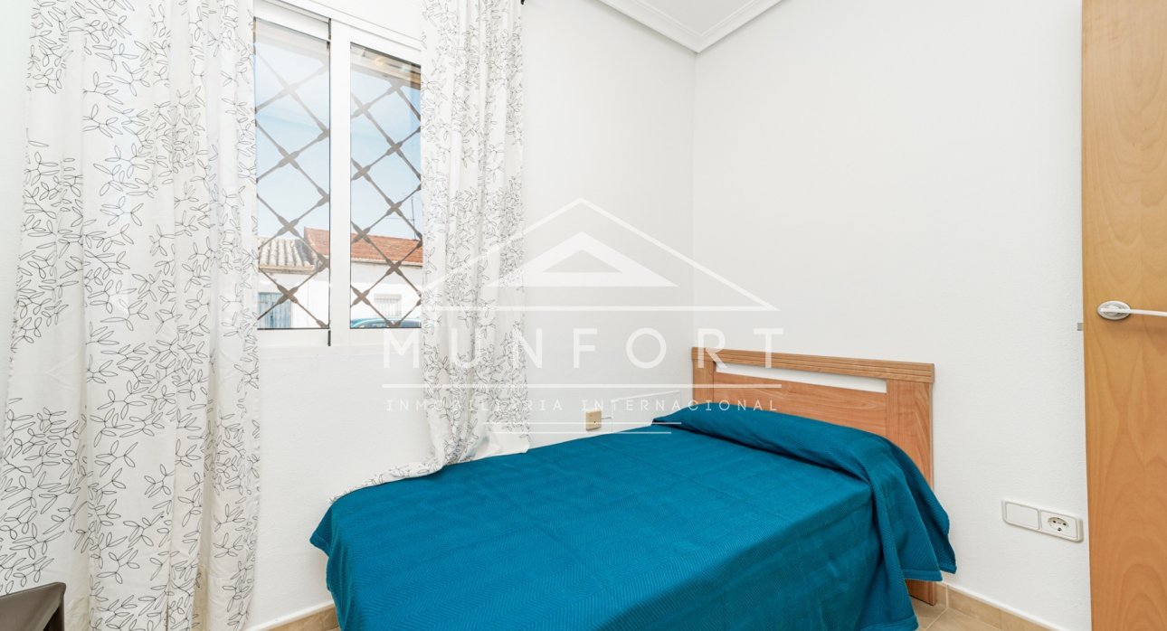 Segunda mano - Casas Adosadas -
Sucina