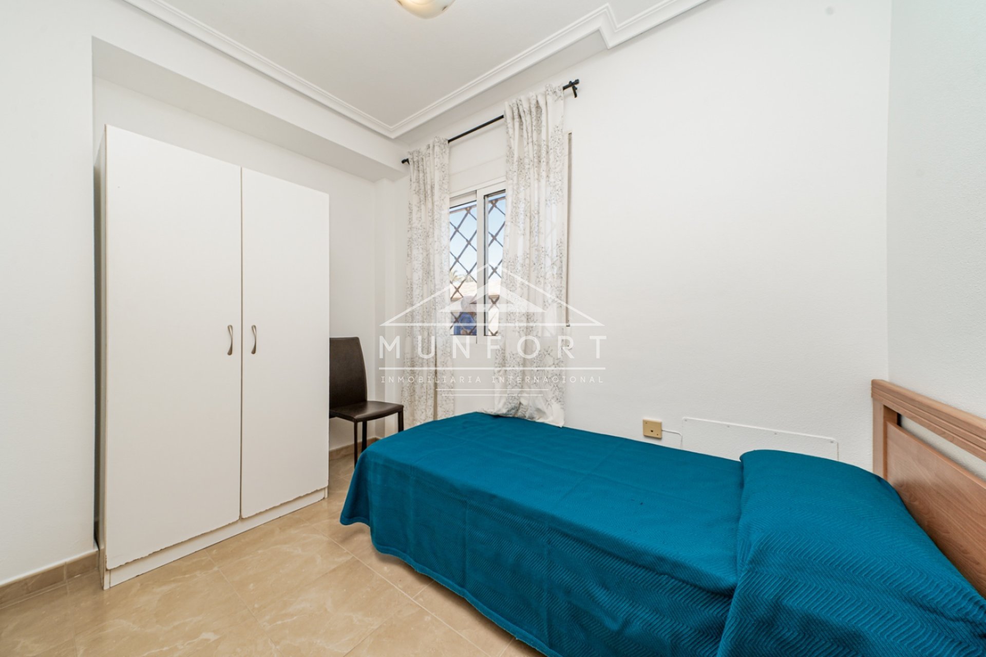 Segunda mano - Casas Adosadas -
Sucina