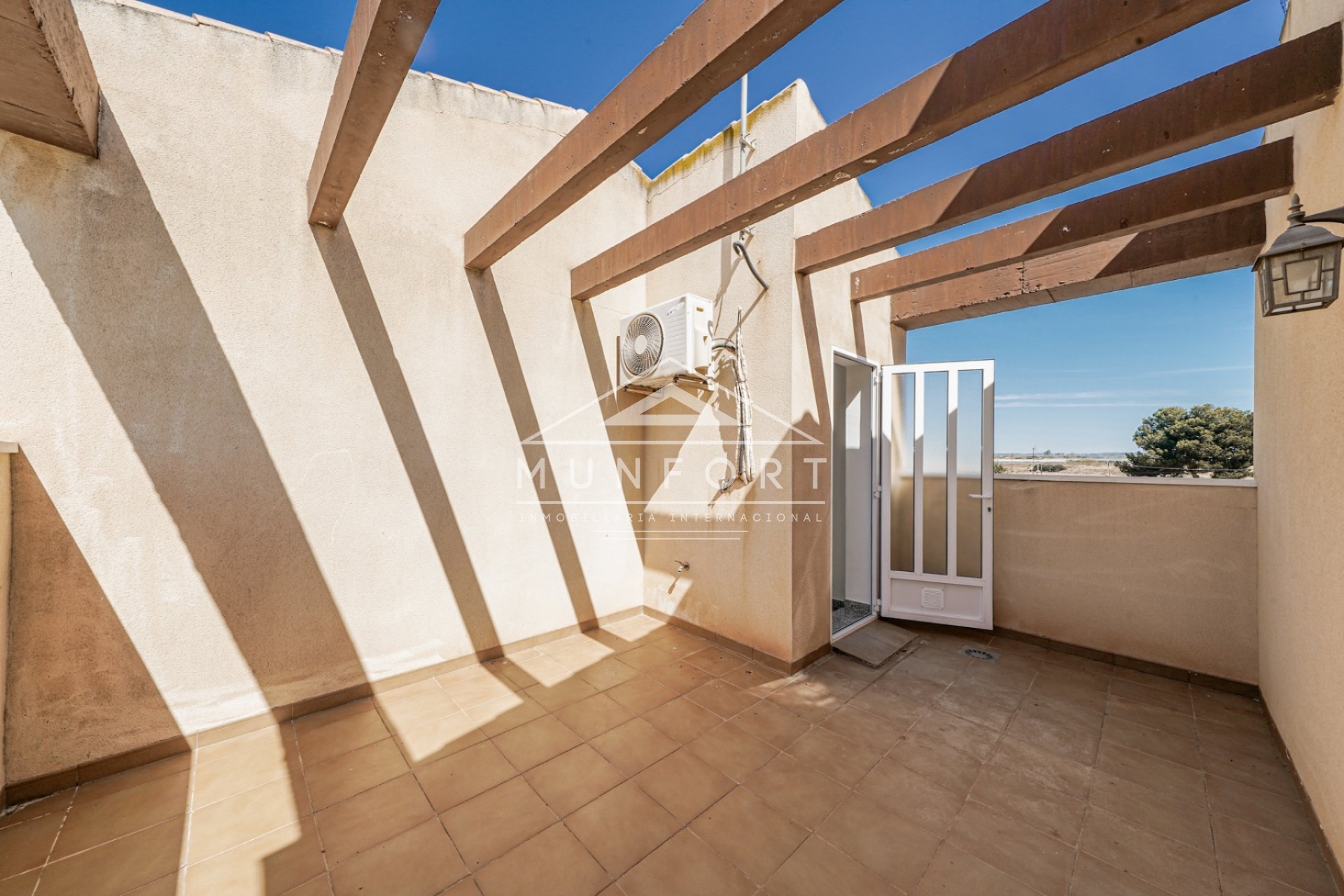 Segunda mano - Casas Adosadas -
Sucina