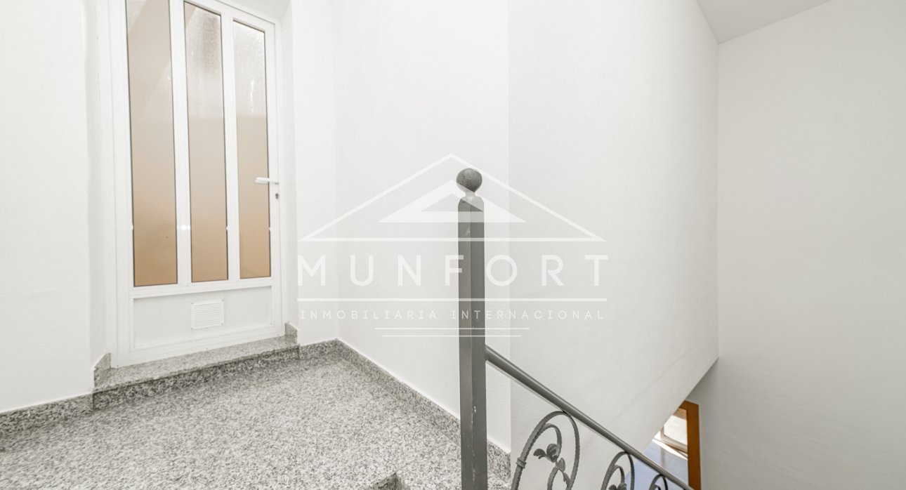 Segunda mano - Casas Adosadas -
Sucina