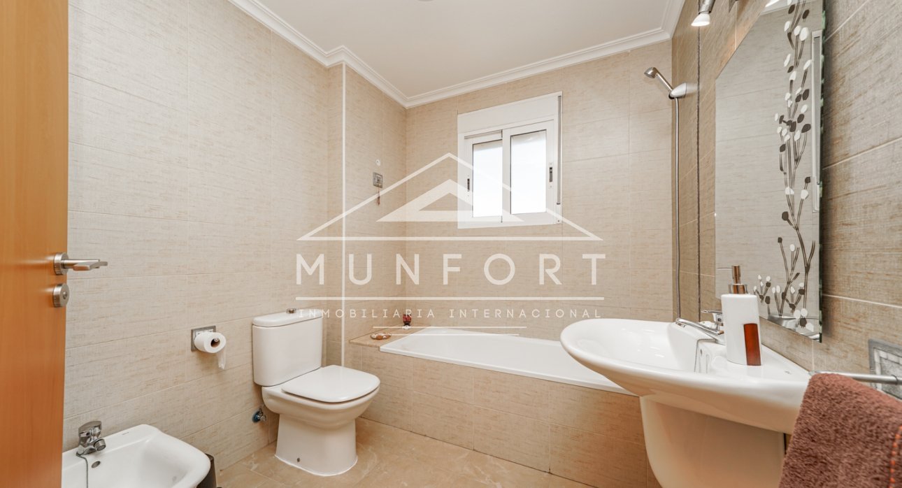 Segunda mano - Casas Adosadas -
Sucina