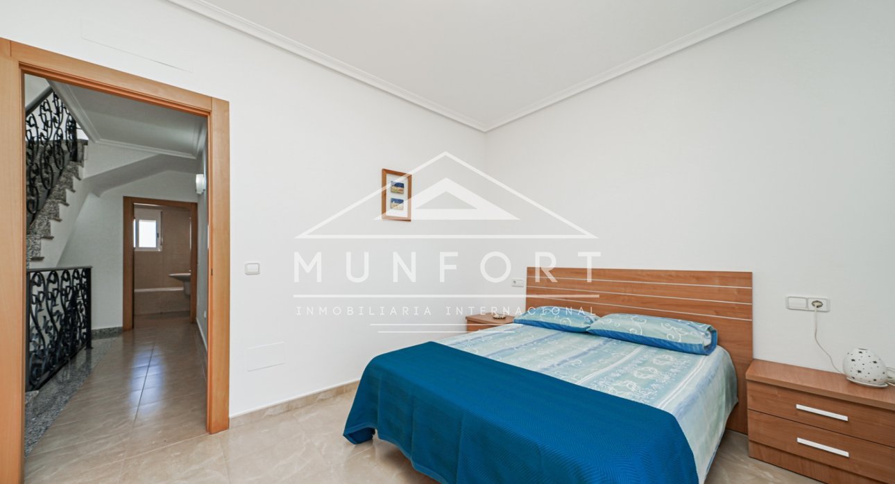 Segunda mano - Casas Adosadas -
Sucina