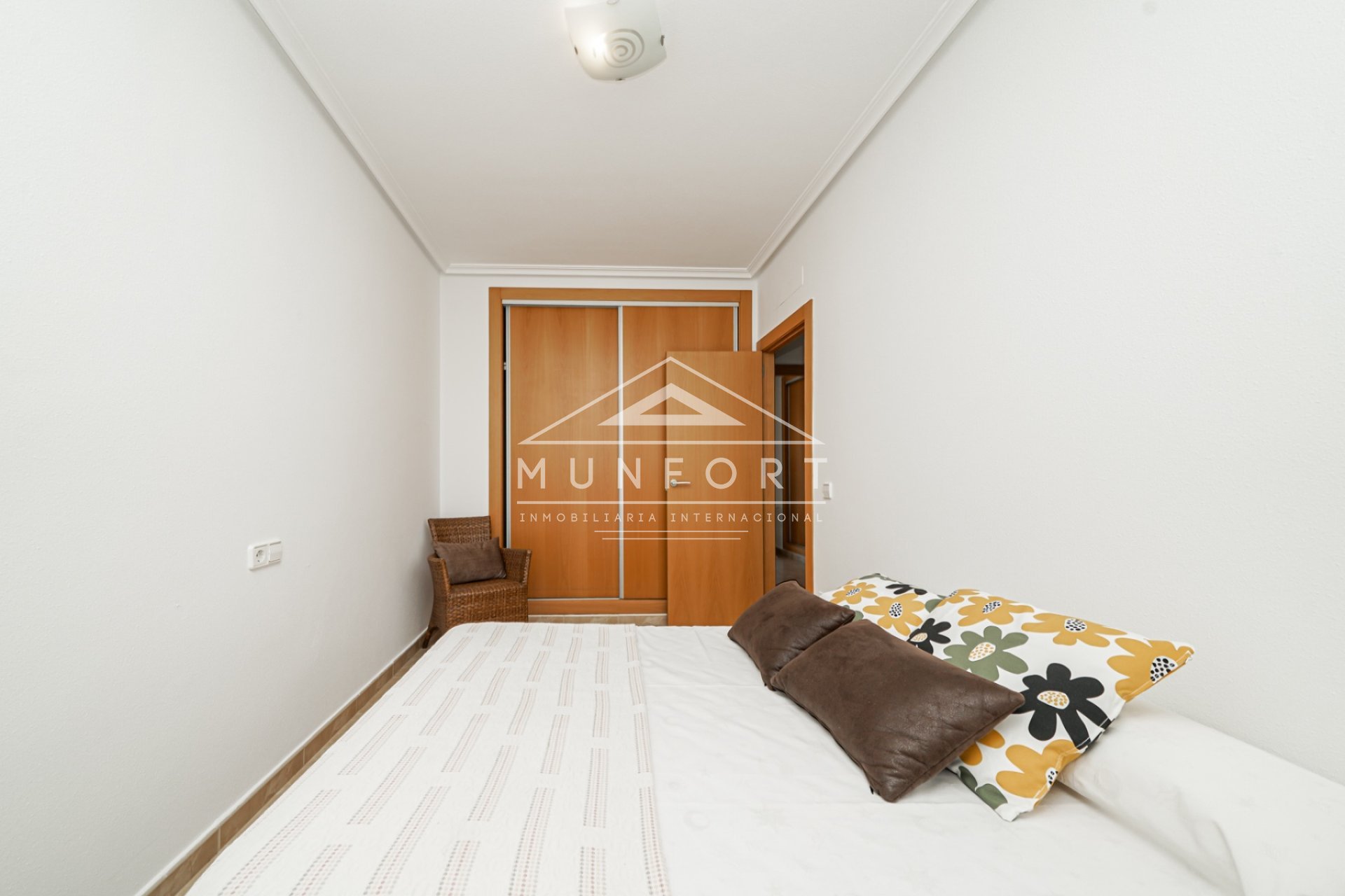 Segunda mano - Casas Adosadas -
Sucina